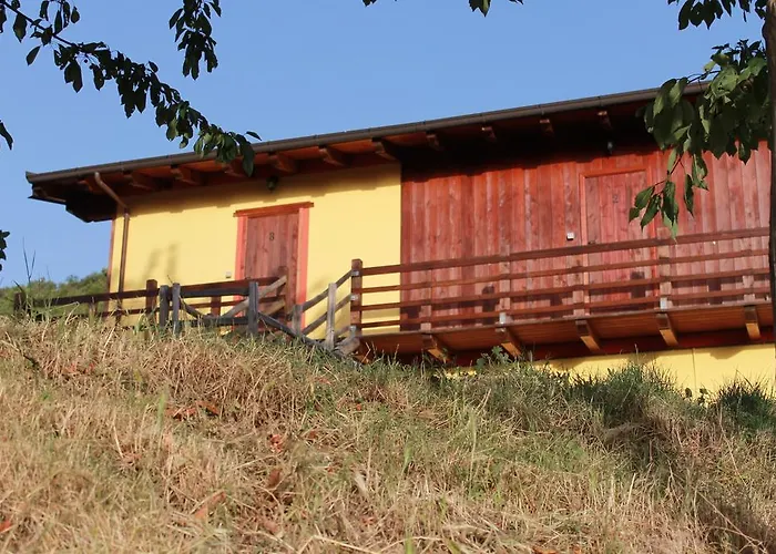 Pietro Falcone 乡村民宿 Celico